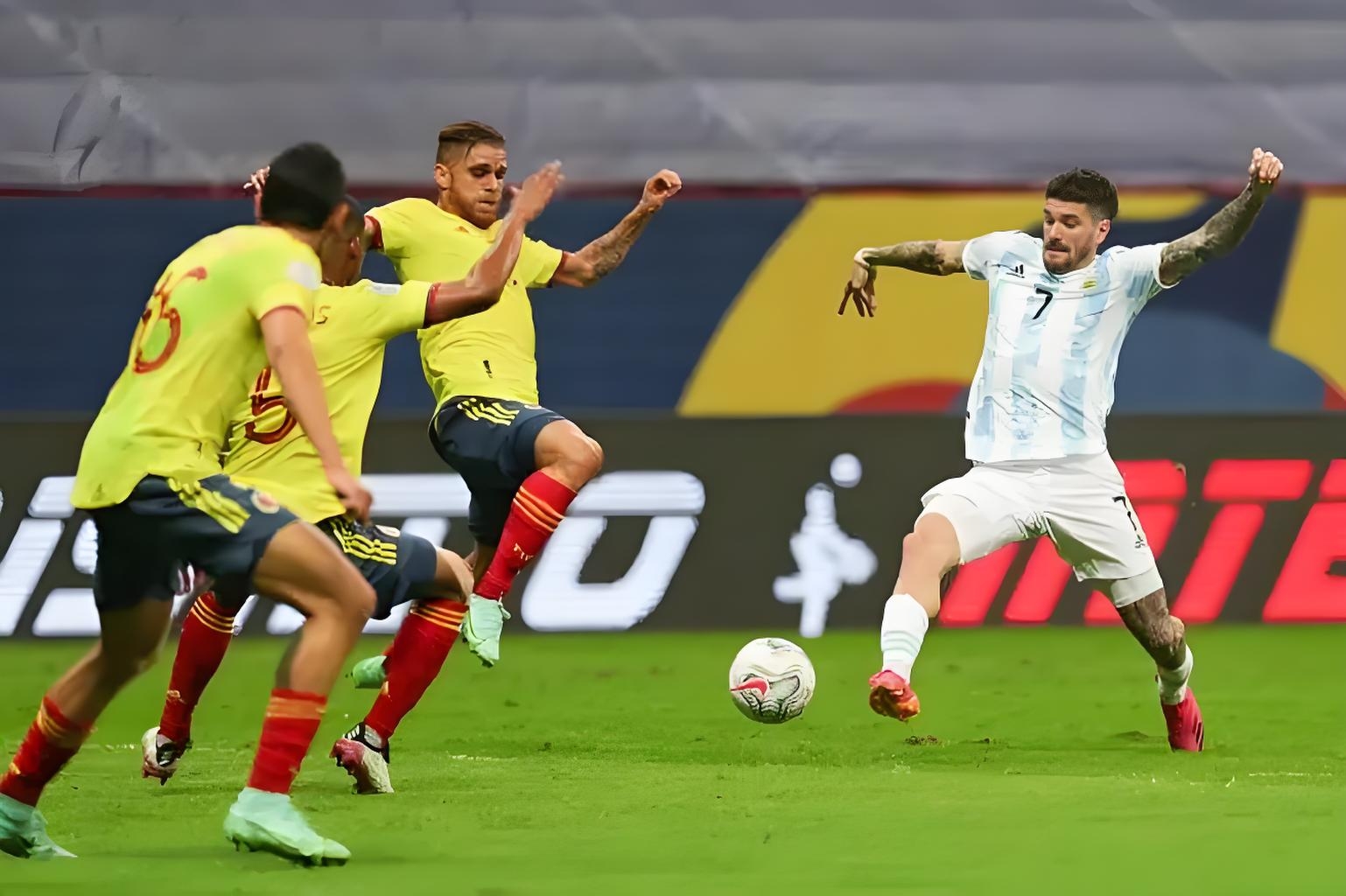 开云体育2026-国际米兰完胜哥伦比亚，戈麦斯状态火热