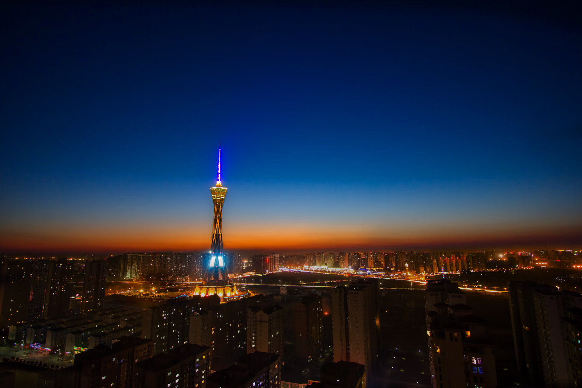 传奇回响，保罗掌控终章，活塞绝杀雄鹿惊艳联盟