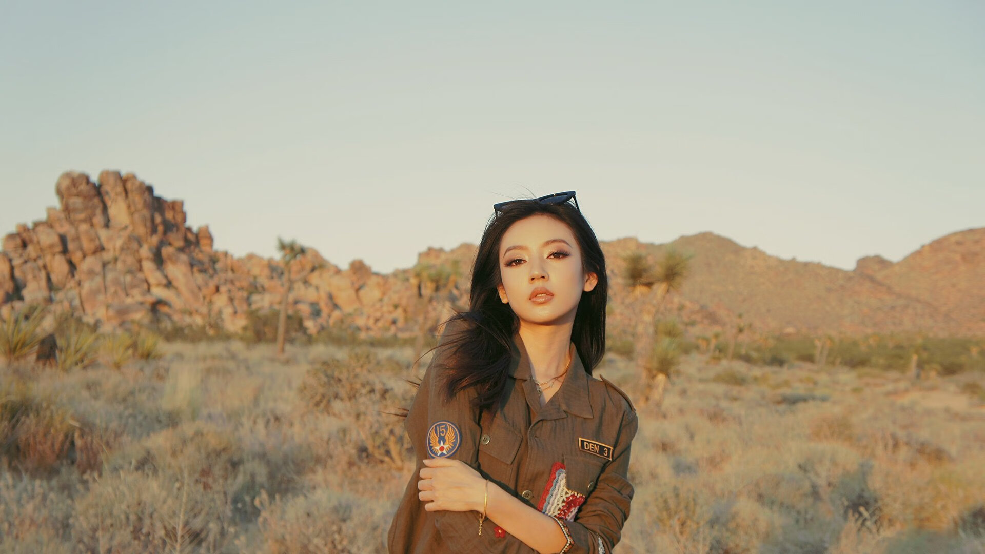 开云体育入口-油门与禁区齐鸣，当F1揭幕战听见了塞维利亚的叹息